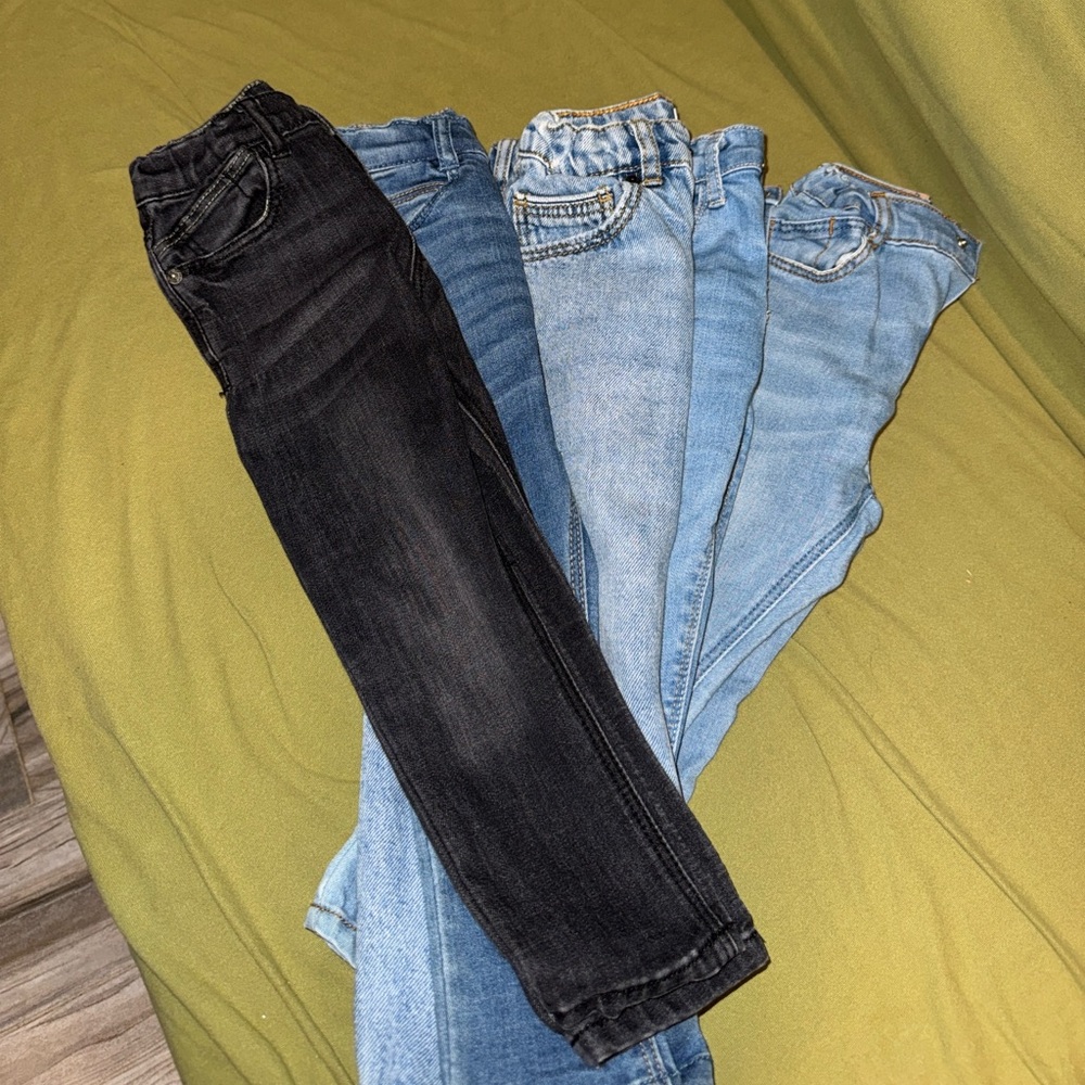 Zara 18-24m 5 pair skinny jean bundle - Picture 3 of 8